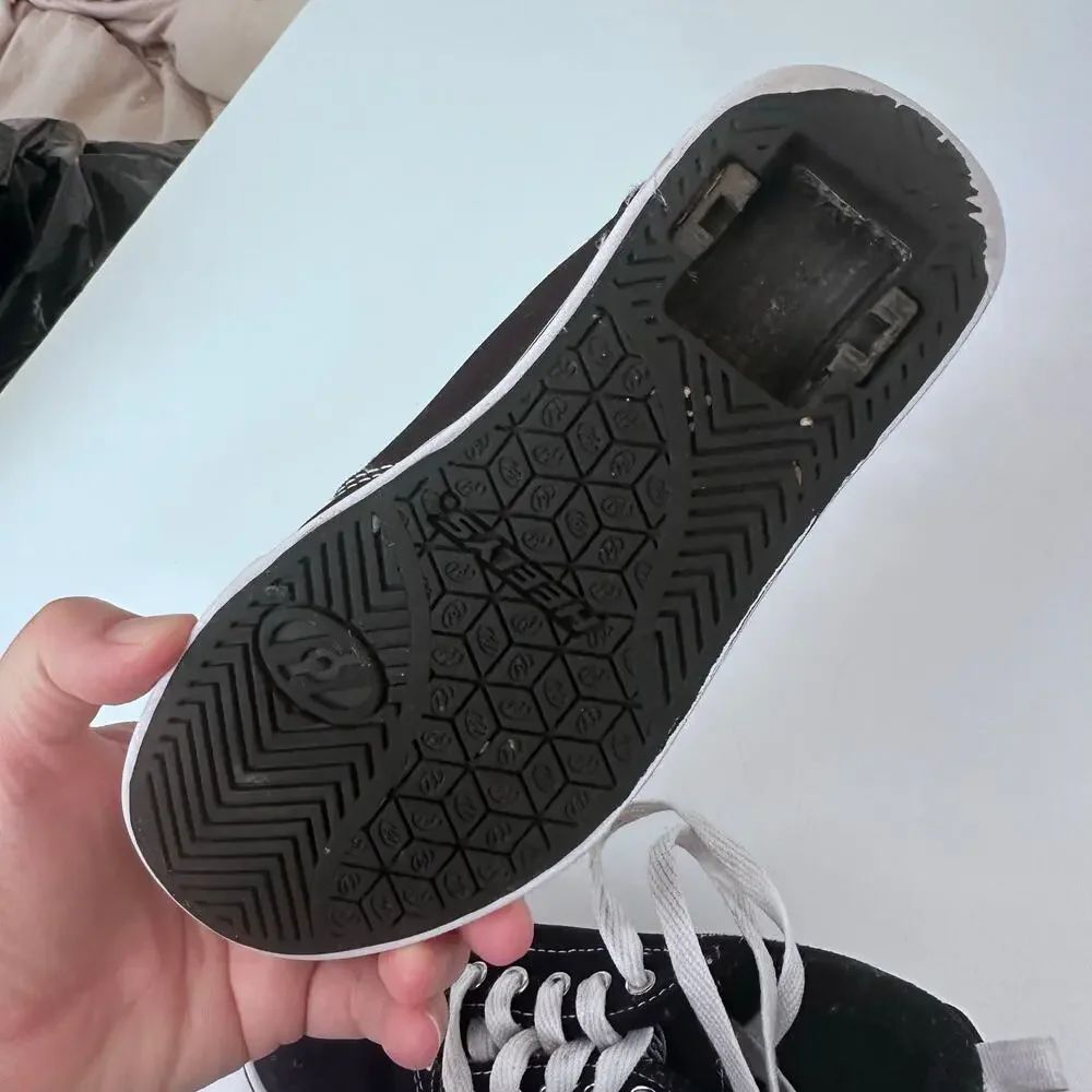 Heelys Black Skater Shoes Youth Size 2 - No Wheels